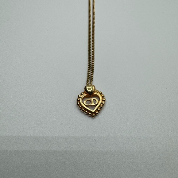 Christian Dior Heart Pendent Necklace - Picture 5 of 12